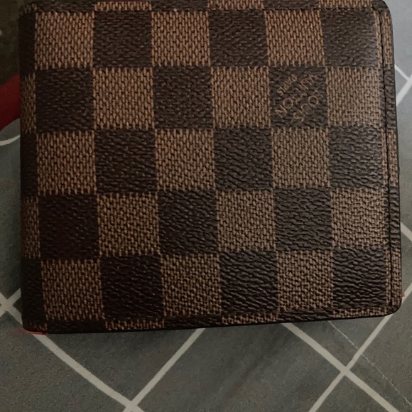 Used  wallet - Picture 4 of 5